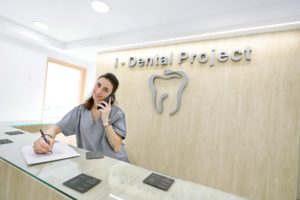 Σας καλοσωρίζουμε στο οδοντιατρείο του Χολαργού