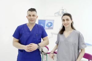 Η επιστημονική ομάδα του Dental Project, έτοιμη να προσφέρει υψηλής ποιότητας οδοντιατρικές υπηρεσίες - Περιοχή Χολαργός