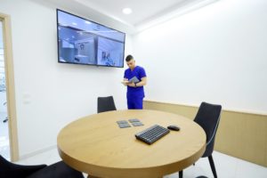 Αίθουσα αναμονής, ενημέρωσης στο i-dentalproject στο Χολαργό